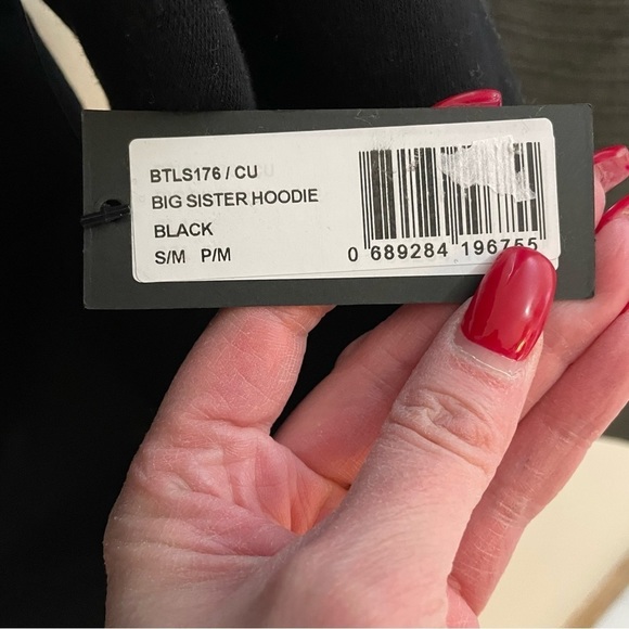 Brunette The Label The  "EMPOWER EACH OTHER" Big Sister Hoodie | One Gir… - Picture 10 of 11